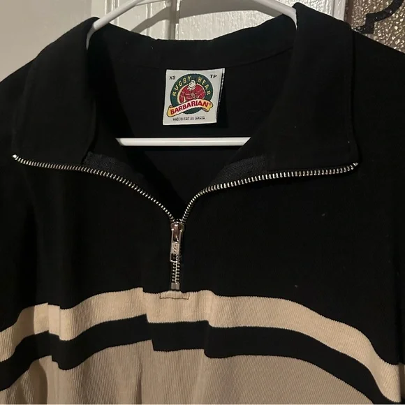 KOTN Black and Cream Zip-Up Sweater - Picture 6 of 11